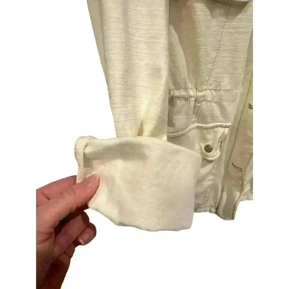 Free People Military Button and Zip Up Winter Jacket in Ivory, Size SP, NWT - Picture 3 of 12